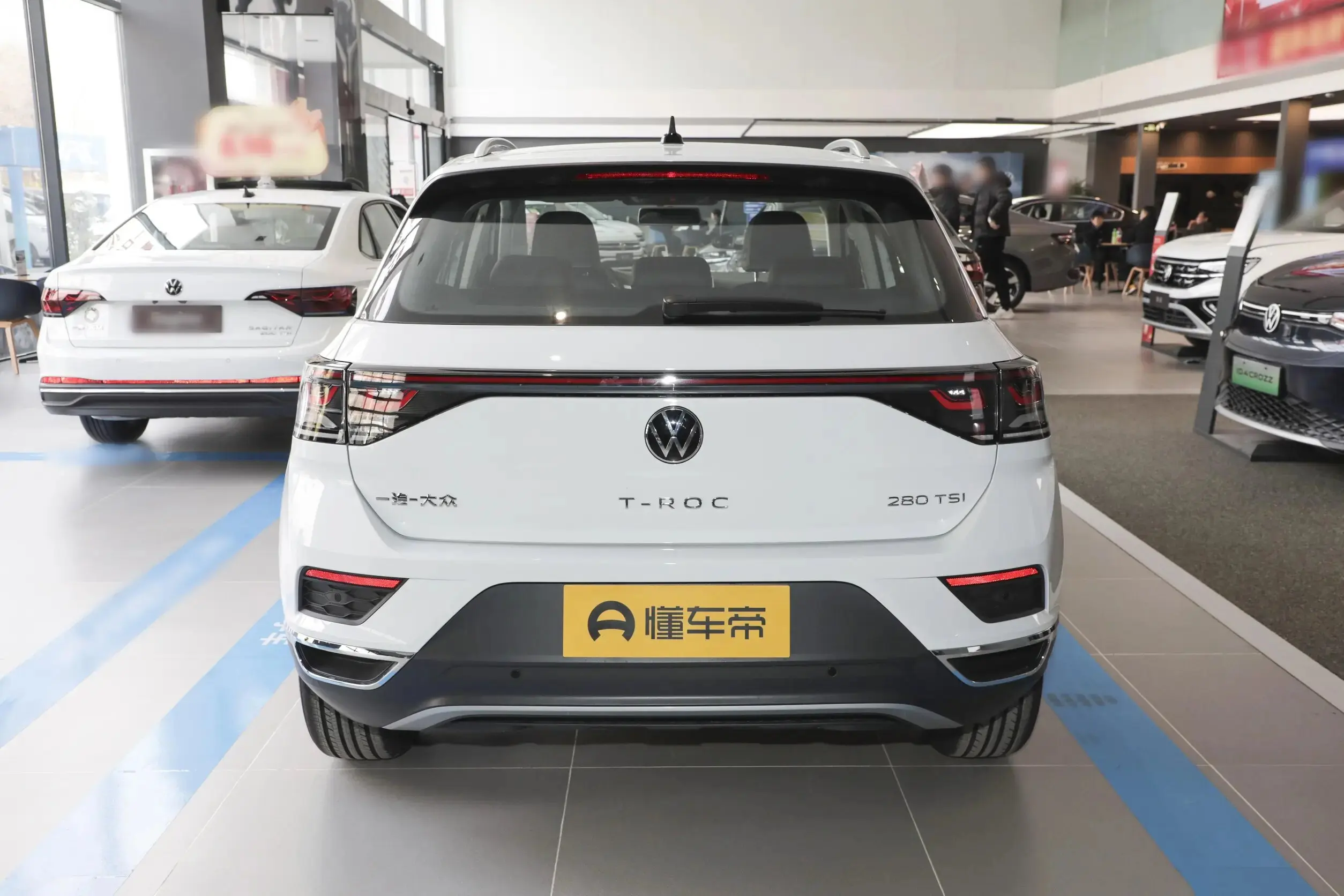 2024 Volk-swagen T-ROC New Condition SUV Automatic Gearbox Light Leather ACC R17 Euro VI Available Electric Gasoline Petrol