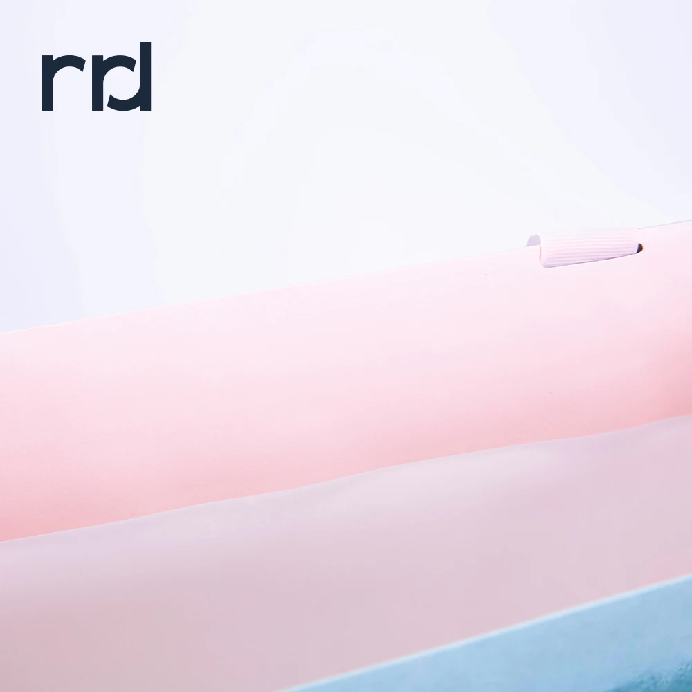 RR Donnelley Luxury Custom Printed Logo advanced sense of delicate flowers wrapped Birthday Party Paper Gift Bags with Handles