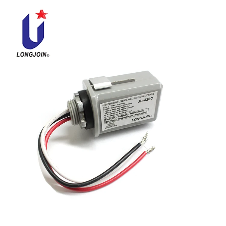 Outdoor Post Light with Dusk to Dawn Electric Photo Sensor