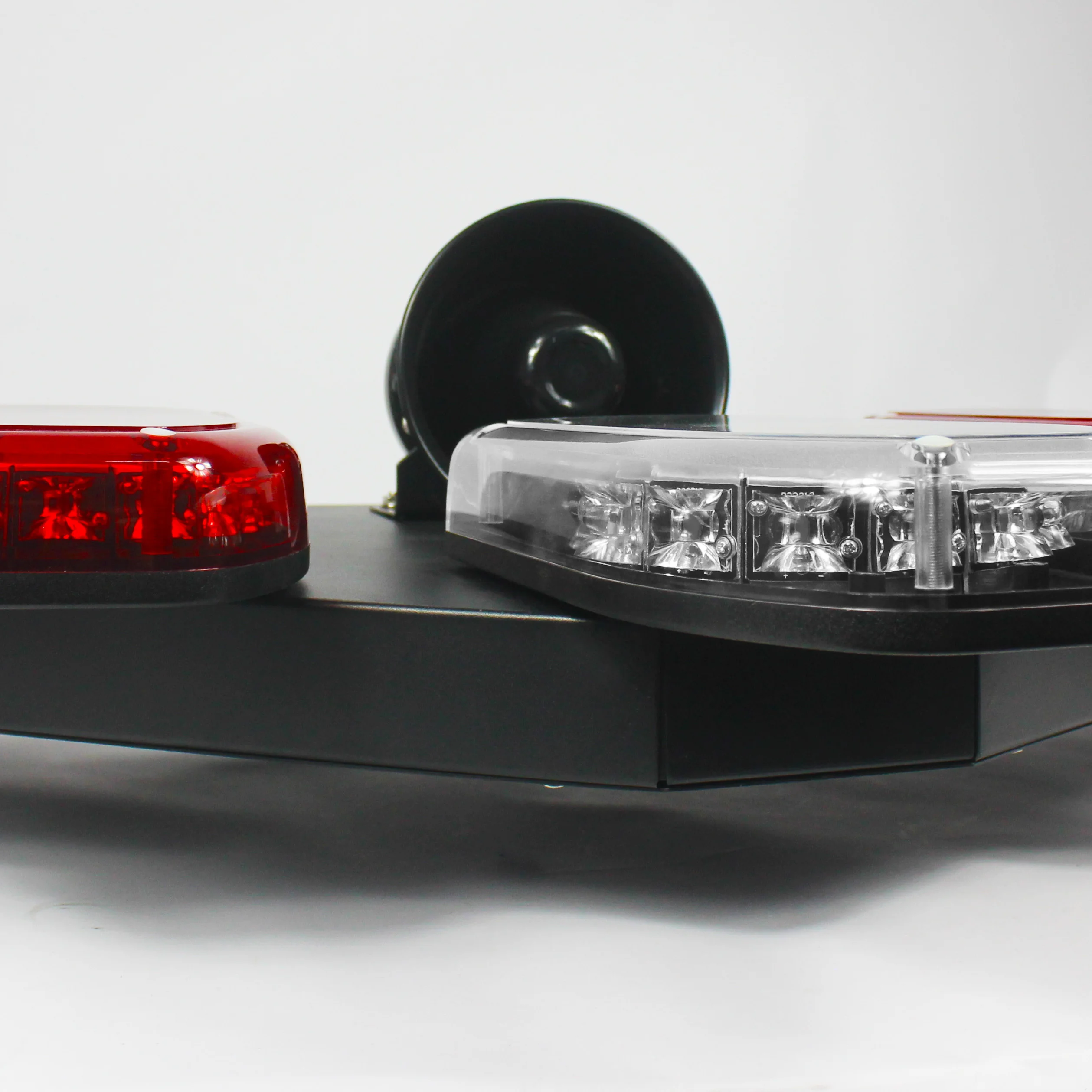 HAIBANG Ambulance Emergency Vehicle Revolving Warning LED Strobe V Shape Lightbar With Siren and Speaker