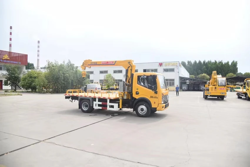 Chinese Brand Straight Arm Heavy Duty New Truck Crane Machine Price 4 Ton Hydraulic Telescopic Boom Truck Mounted Mobile Crane