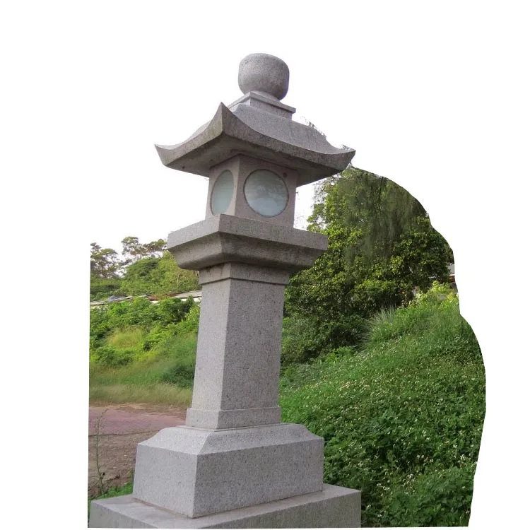Hand Carved Outdoor Natural Folk Art Japanese Natural Granite Stone Large Pagodas Lantern Night Lights Led Lamps With New Design