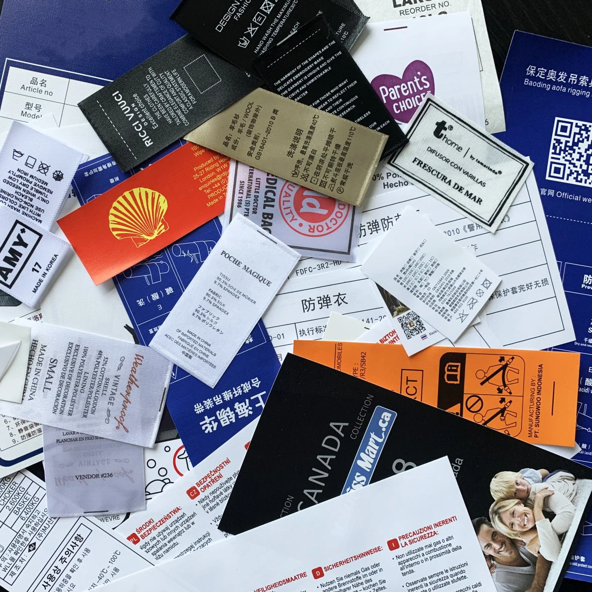 Wholesale High Quality Satin Garment Labels Printed Satin Label Maker Clothing Size Labels with Custom Brand Logo