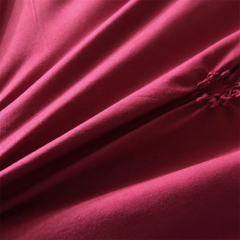 100% Polyester Pinch Pleat Red 3pcs Luxury Quilt Covers With Pillowcases Wine Red Comfort Quilt Bedding Set