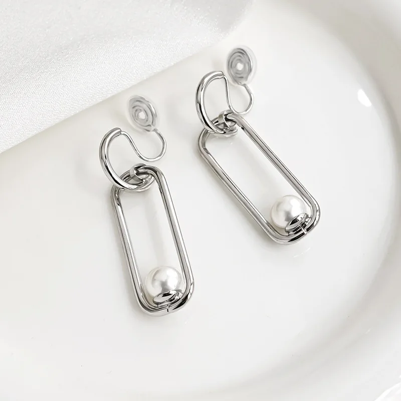 Design sense niche personality geometric pearl long drop earrings women without piercing mosquito coils ear clip