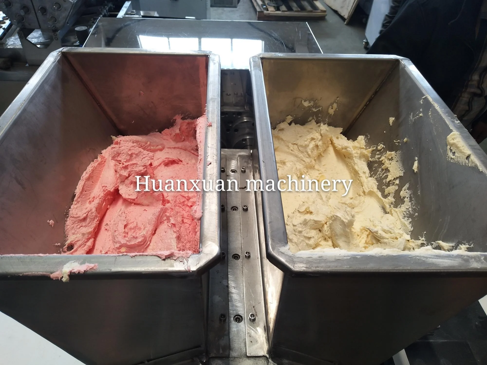 Hot selling cheap price small scale industry biscuit making machine/cookies making machine