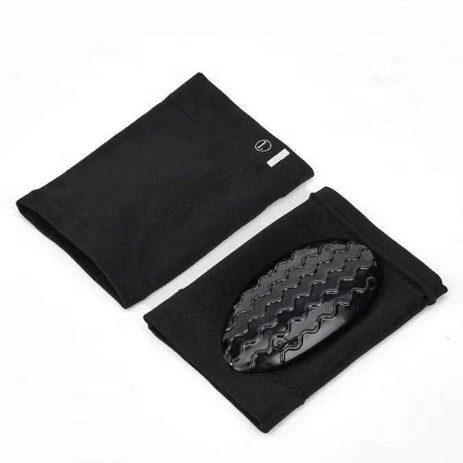 2024 Elastic bandage arch socks flat feet men and women massage soft silicone arch correction insole foot pad manufacturers