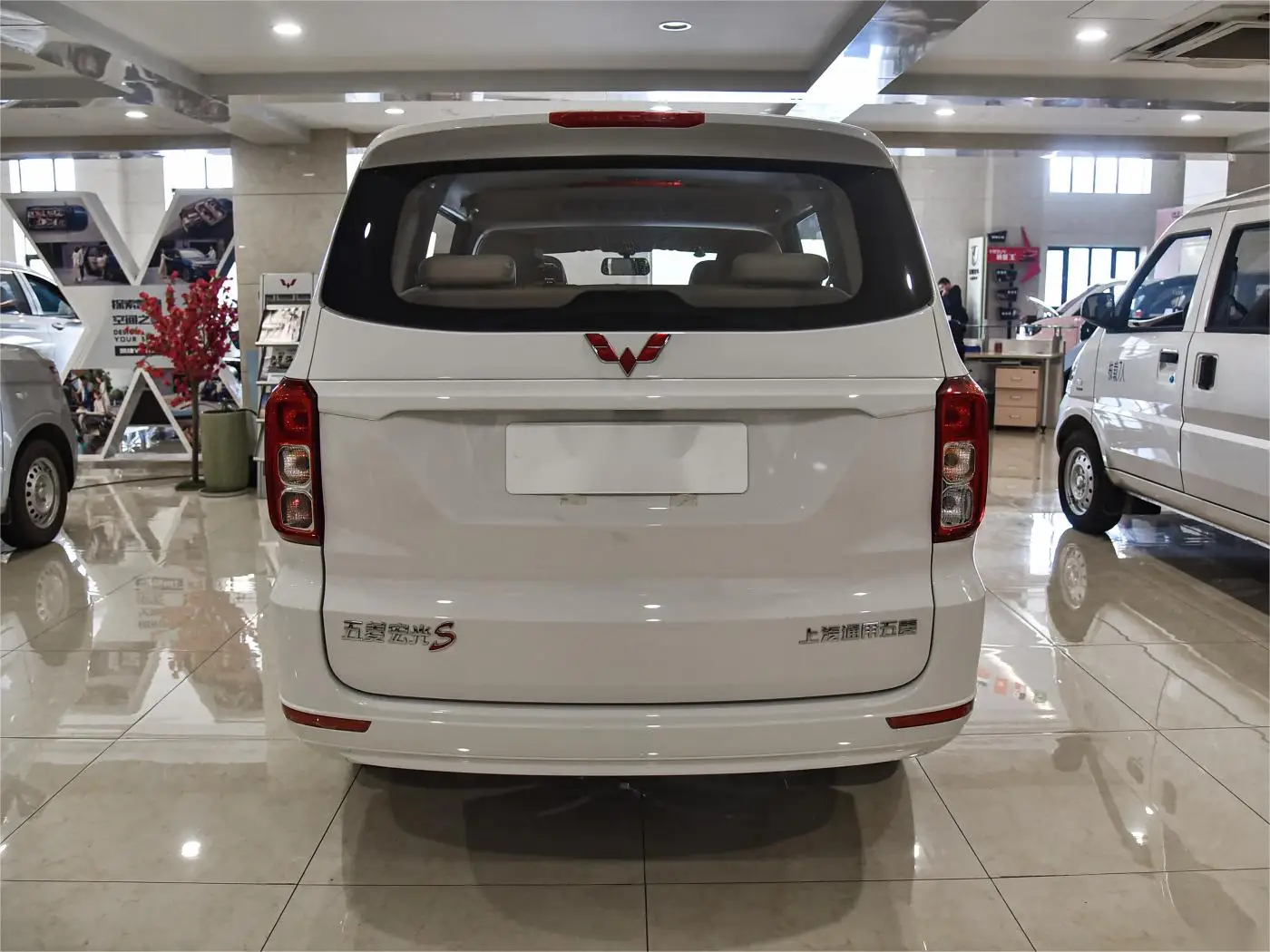 Wuling Hongguang 2021 1.5L modified S standard electric power assist LAR for wuling mpv low cost for sale