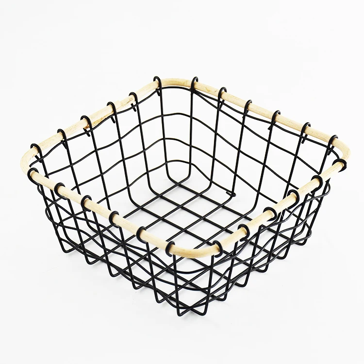 New Arrival Natural Rattan And Wire Hand Woven Food Fruit Vegetable Baskets Storage Basket For Home Decor Storage