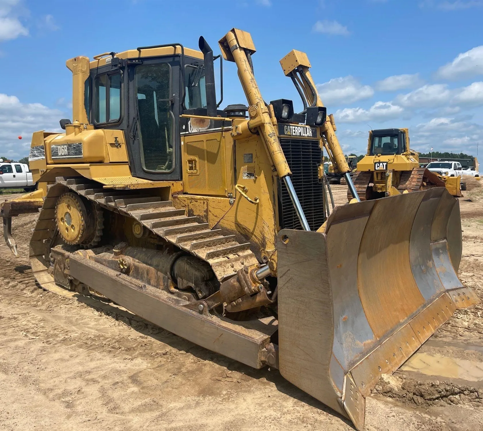 Б/у гусеничный бульдозер CAT D6R XL б/у D7 D6 D8 на продажу