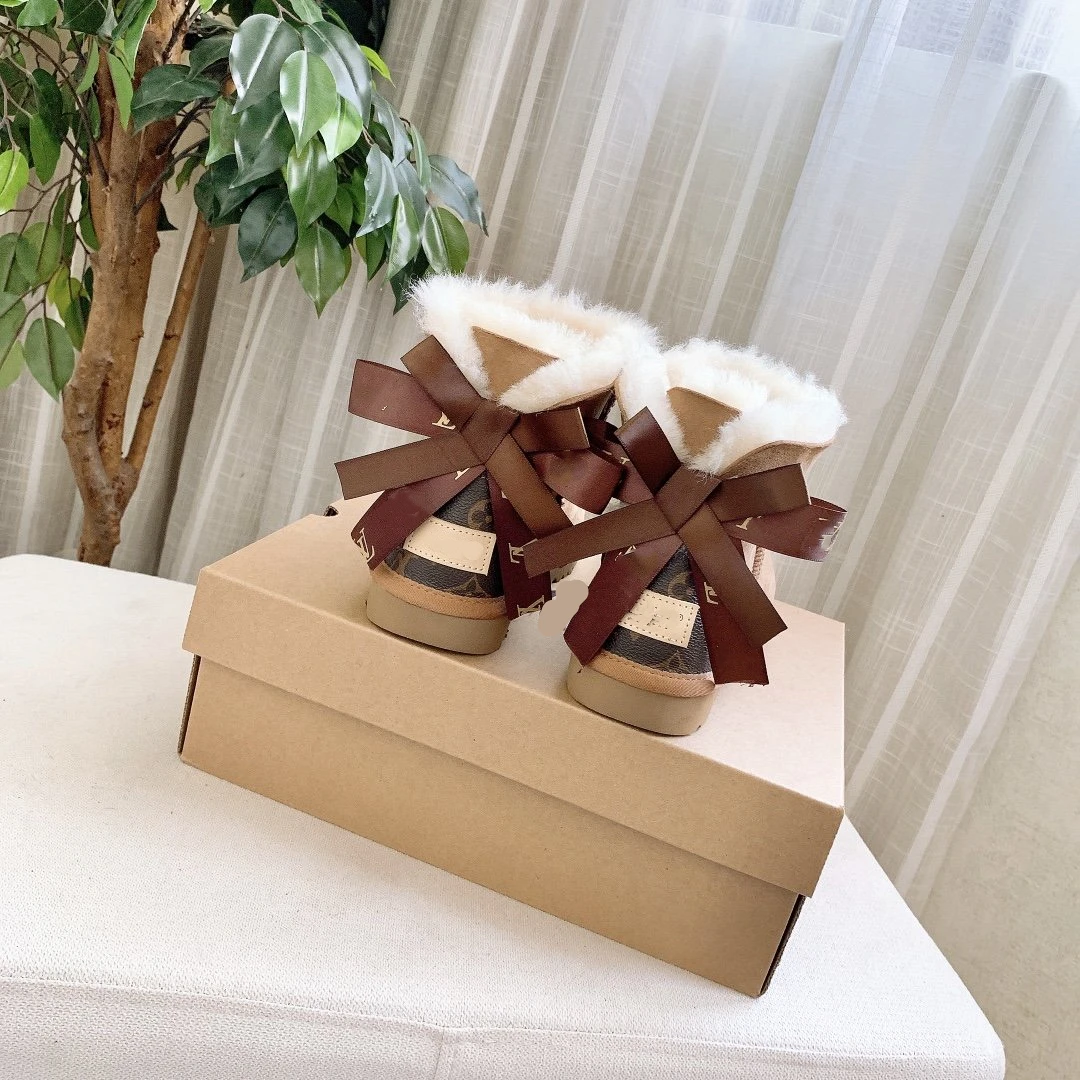 2021 Winter New Design Uggging Hairy Sexy Women Snow Boots Fashion Winter Snow Boots Women Ankle Snow Boots