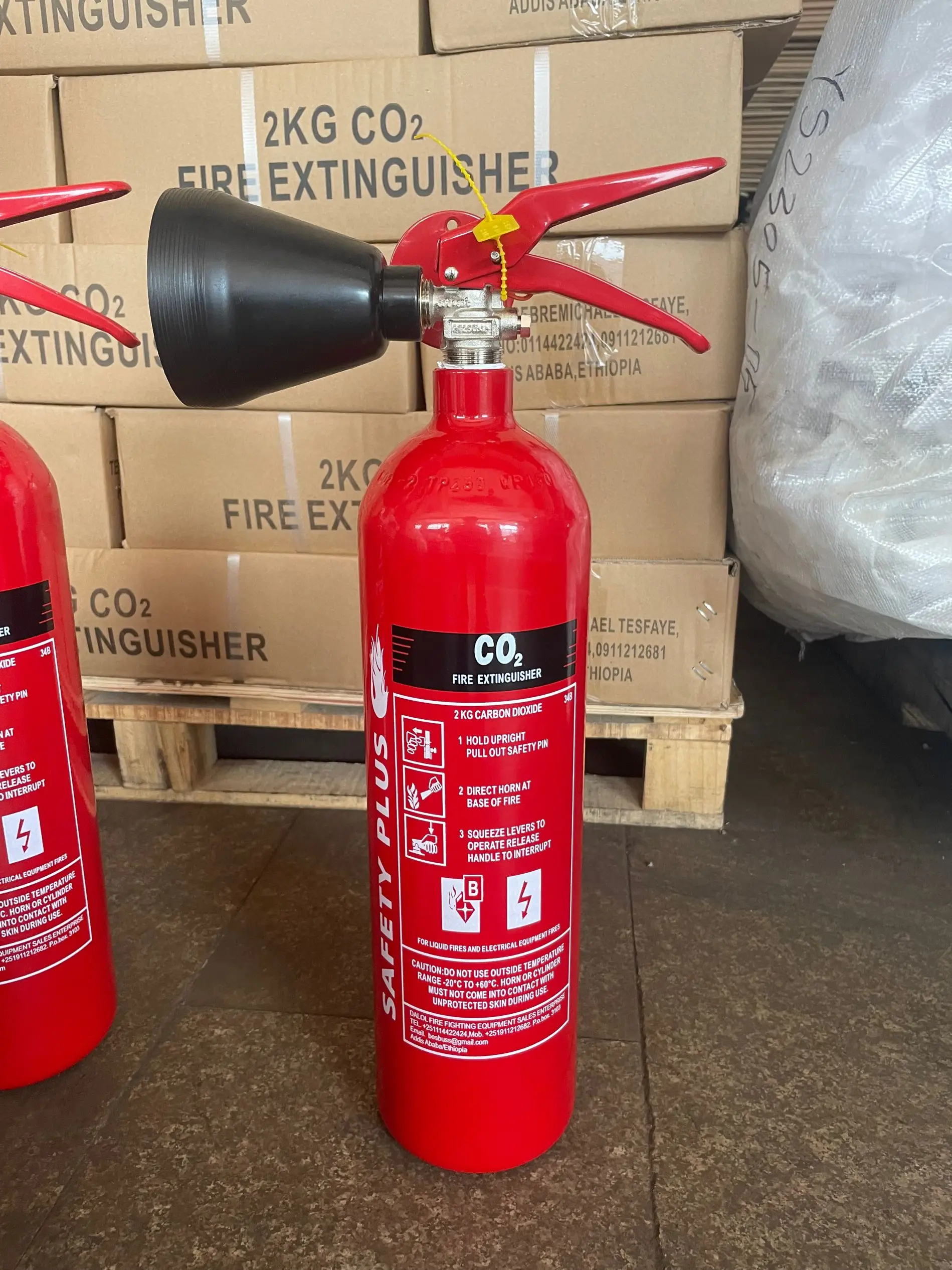 Portable Fire emergency Tools 2kg Carbon Steel co2 Fire Extinguisher