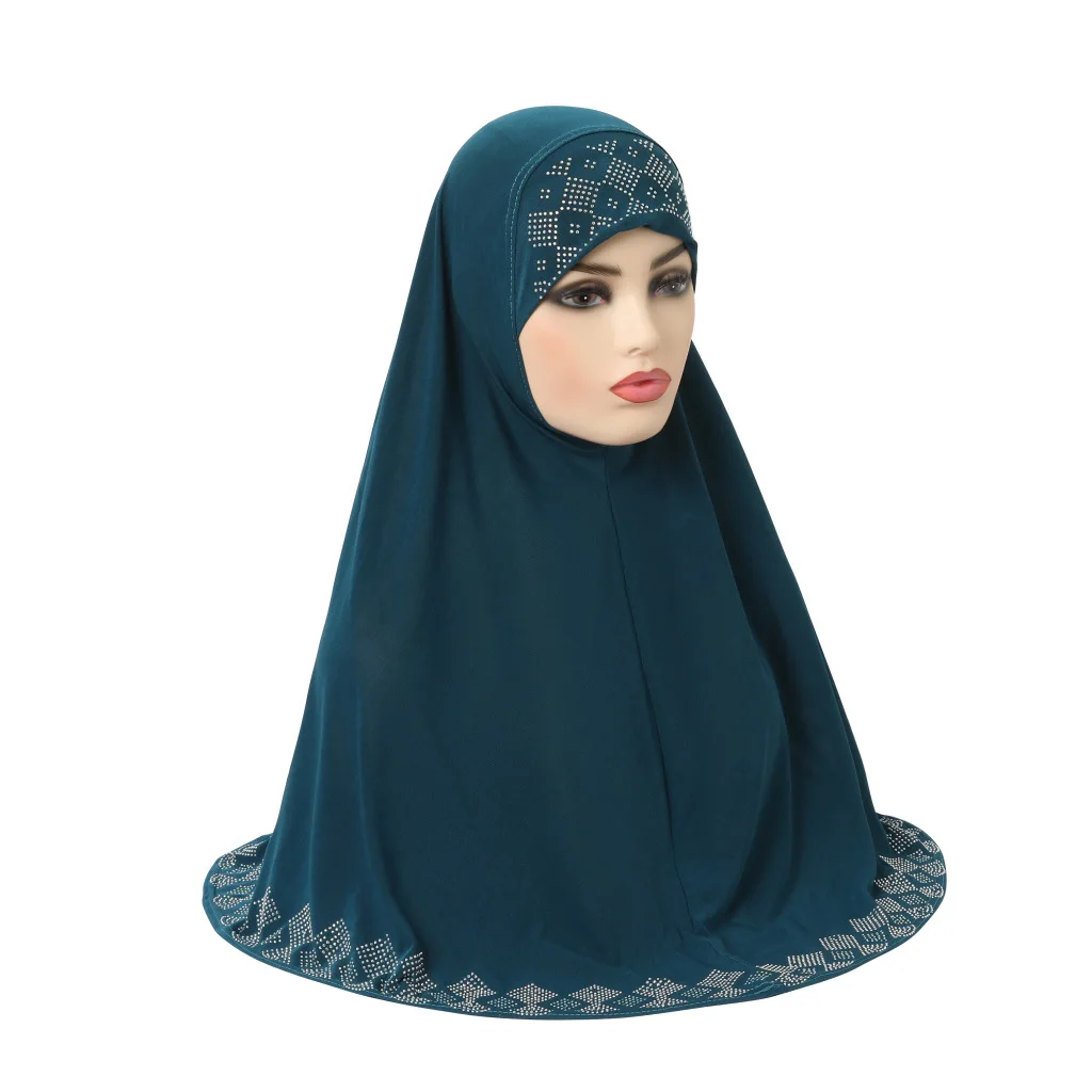 2022 Yiwu hot selling large hem glass diamond hat Malay hijab fashion Muslim monochrome veil scarf
