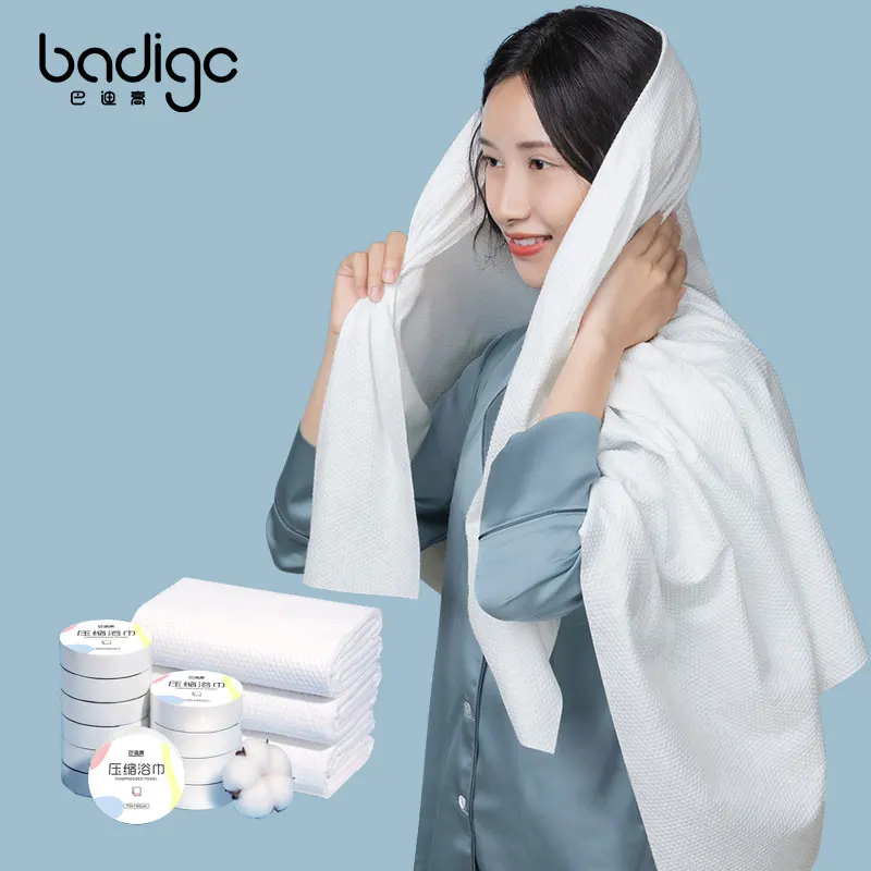Disposable water large coin compressed towel tablets, bath big size cotton non woven travel magic disposable compressed towel