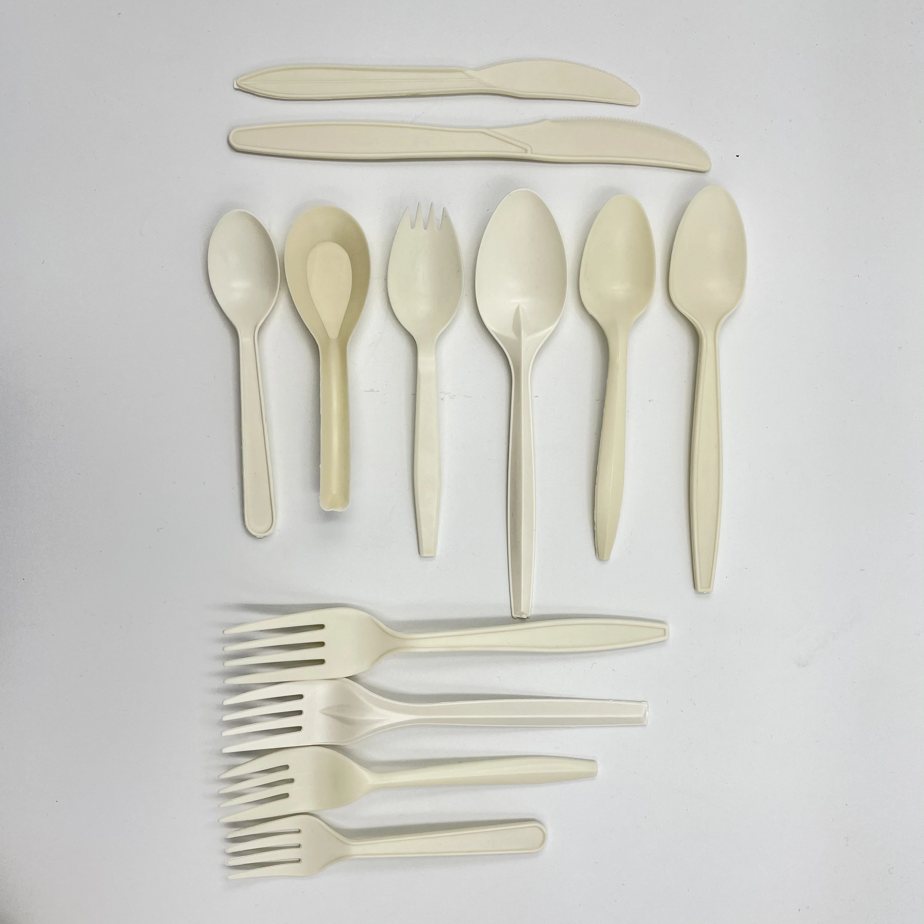 6.7' PSM Fork Compostable Durable Heatproof Eco-Friendly Disposable Cutlery for Restaurants and Catering