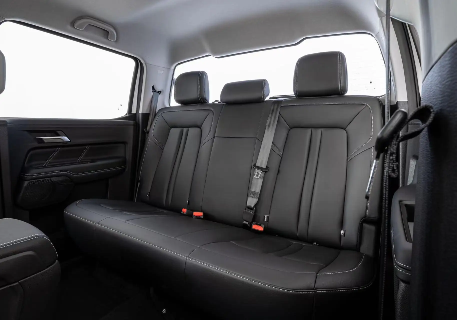 Grand Avenue Diesel 4X2 MT 4X4 MT 4X4 AT cheap price Euro II for sale