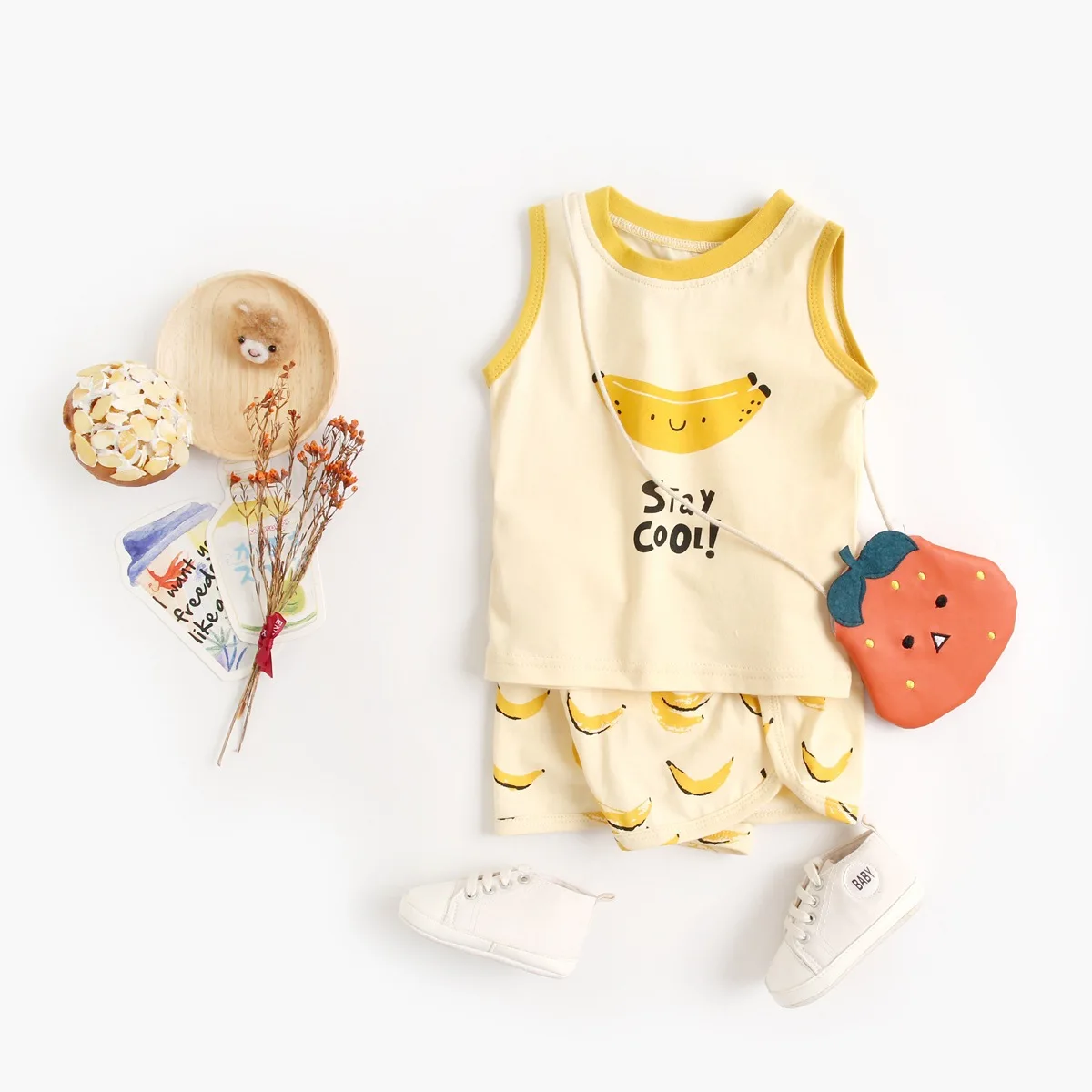 New Arrival Baby Summer Fruit Print Cute Cartoon Sleeveless Vest Shorts Clothes Set