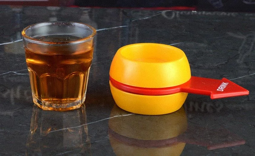 Стеклянная игра для вечеринки