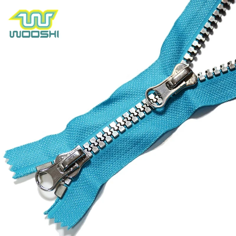 Рюкзак на двойной молнии с зубцами из смолы для продажи No 5 Plastic Derlin 2 Way 8 # эластичной Серебряной Спортивной Сумкой