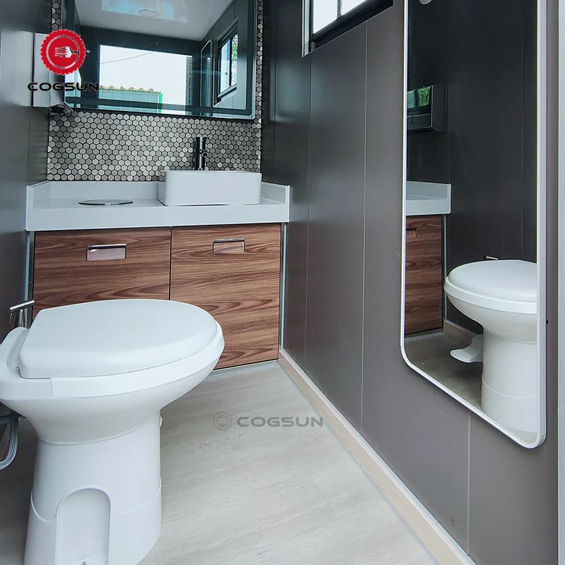 Outdoor Fiberglass Portable toilets Trailer Mobiele Draagbare Luxe Wc Trailer Voor Verkoop Restroom Trailers With Foldable steps