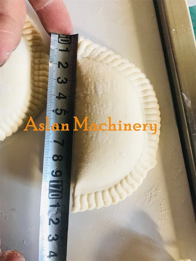 cheese samosa making machine/crystal braid empanada dumpling machine/ravioli forming machine