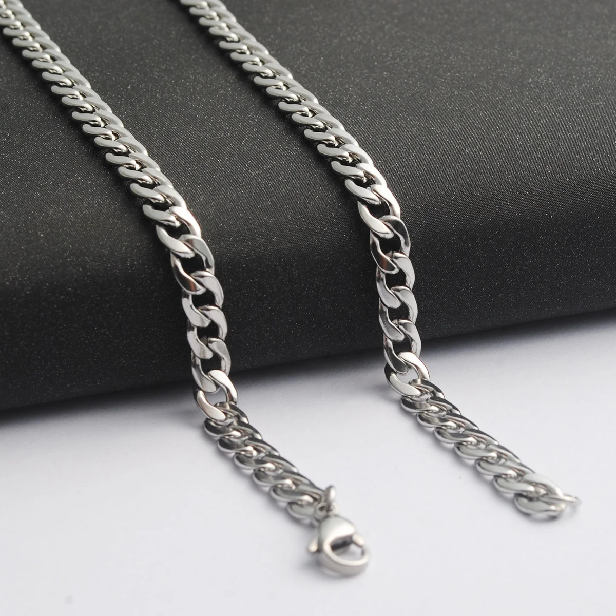 Wholesale Custom 2mm 3mm 4mm 5mm Stainless Steel Plated 14k 18k Gold Vermeil Thin Rope Chain Necklace Twisted Rope Gold Chain