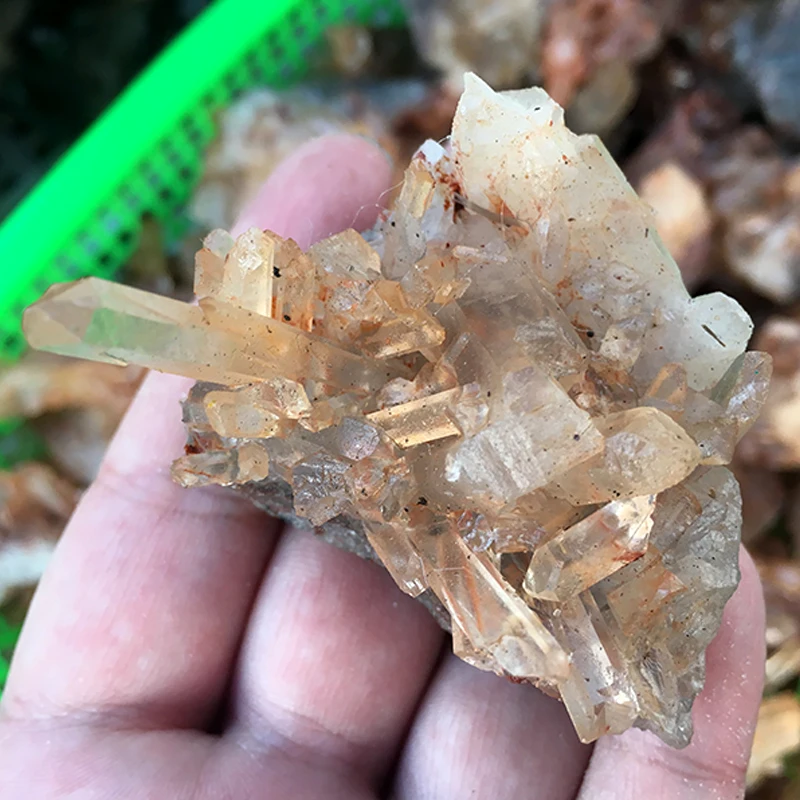 Wholesale Natural Rock Quartz Hematite Red Clear Quartz Raw Crystal Clusters For Sale