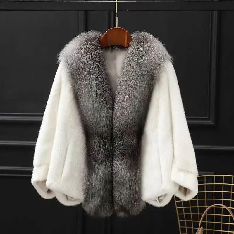 Luxury   Mink fur jacket with sliver fox   100%  Genuine  short Mink  fur coat for women