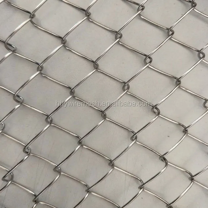 PVC Powder Coated Galvanized Iron Construction Panel Safety Steel Wire Mesh Chain Link Fence & Trellis for Outdoor Spaces