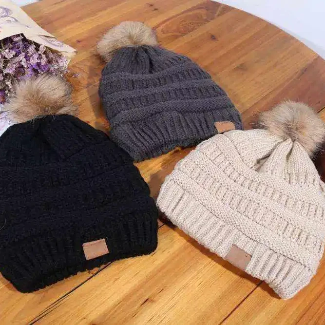 Wholesale Custom Knitted Cuffed Acrylic Slouchy Ski Beanie,Private Woven Label Logo Beanies Hat,Fisherman Skull Winter Cap