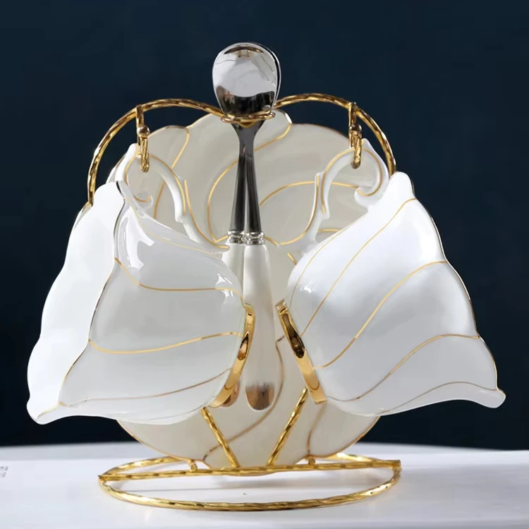 Wholesale Custom Nordic White Luxury Retro Flower Pattern Fine Bone China Light Weight Gold Line Eco-Friendly Ceramic Coffee Mug