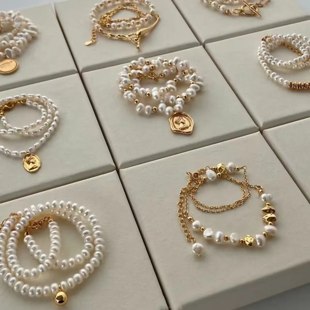 Boutique Hand-Made Gold-Plated Pearl Pendant Necklace Fashion Jewelry with Unique Style