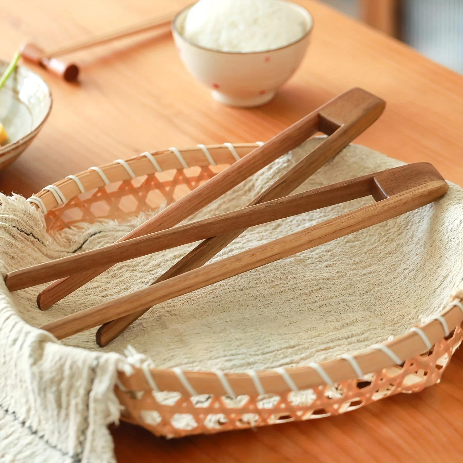 Heat-resistant bamboo-wood clip Versatile Wooden Tongs for Grilling Steak, Serving Bread & Pasta