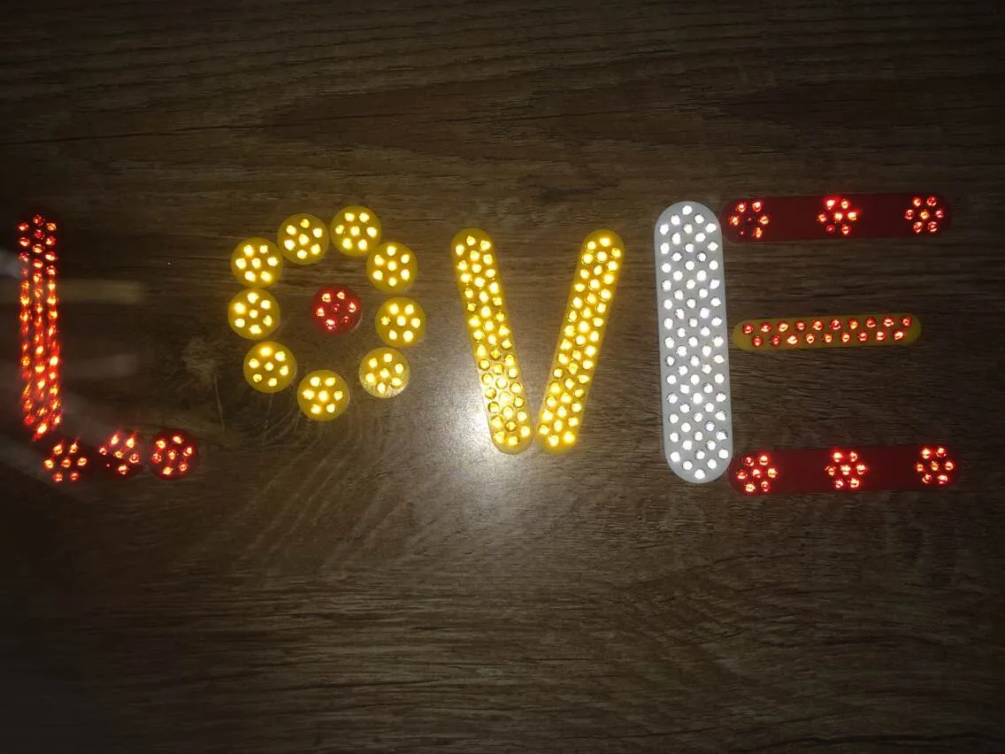 White Yellow Red Traffic Safety 7/23/45/80 Round Plastic Reflective Panel Glass Beads Reflector