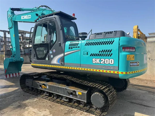  Kobelco SK20005.jpg