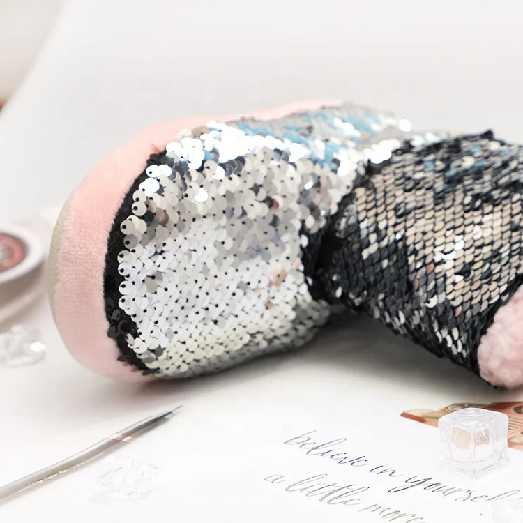 
China Wholesale Fashion Women Winter Warm Plush Indoor House Slippers 