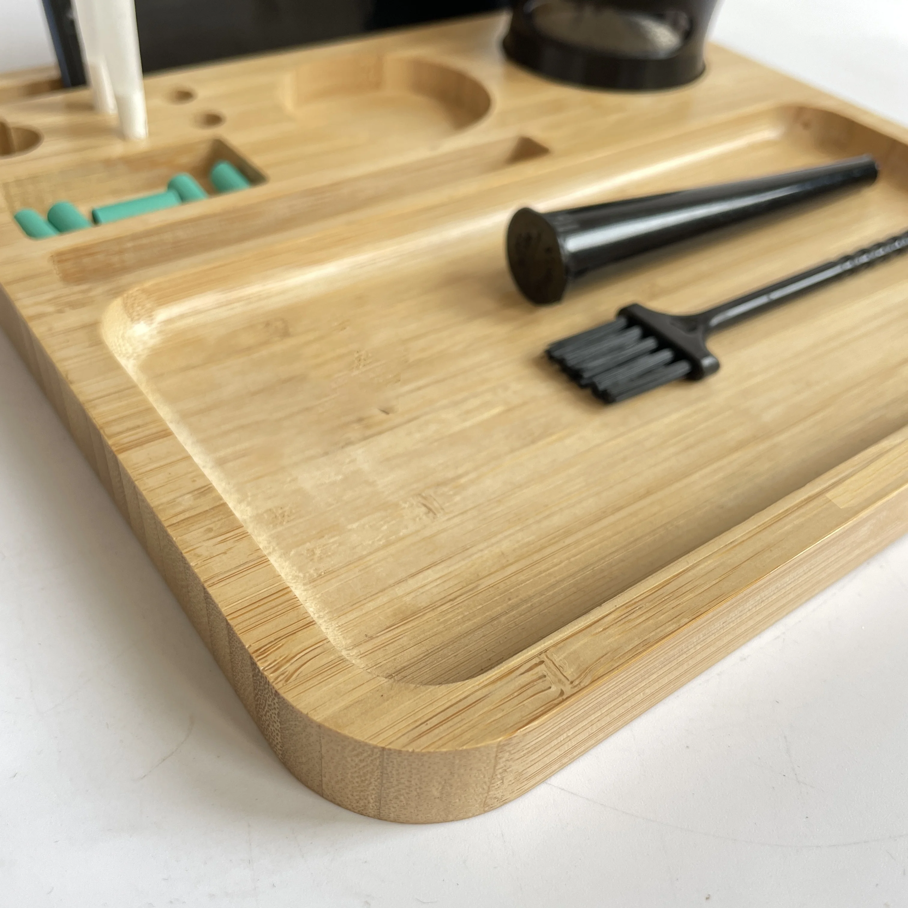 Wholesale bamboo rolling tray custom logo wooden cigarette rolling tray Hand-made multi-purpose tray