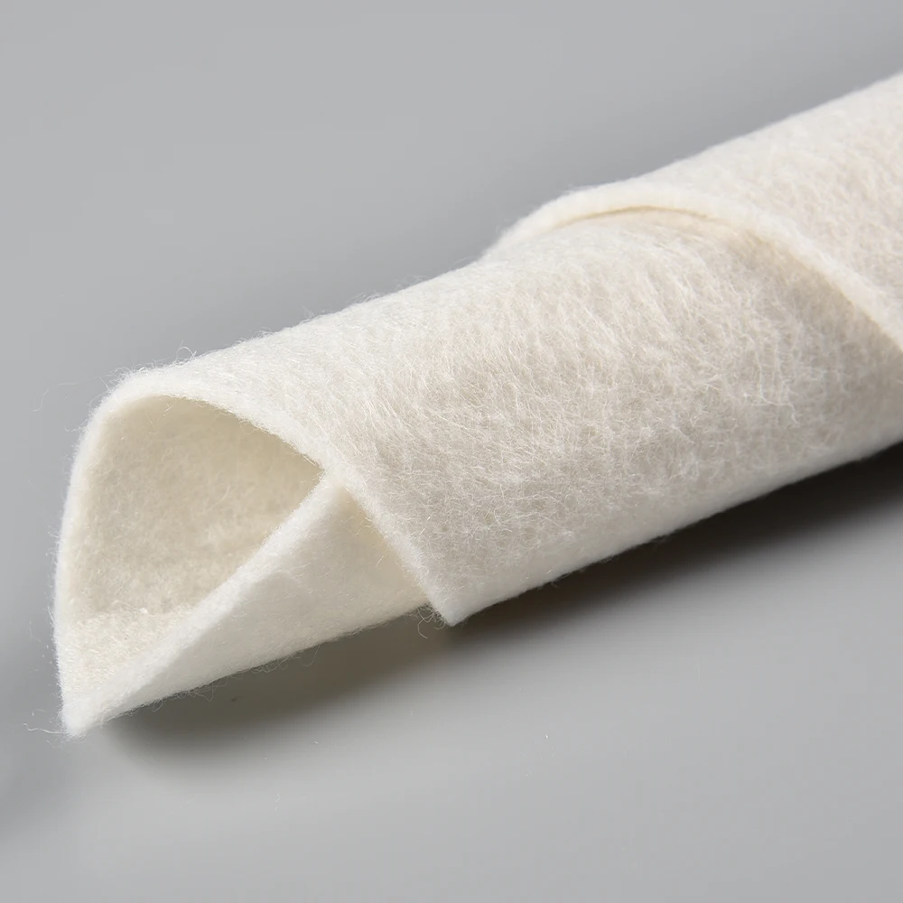 Crafts Decoration Squares Padding Polyester Roll Assorted Colors Non Woven Stuff Filling Polyester Dacron Wadding Felt Sheets