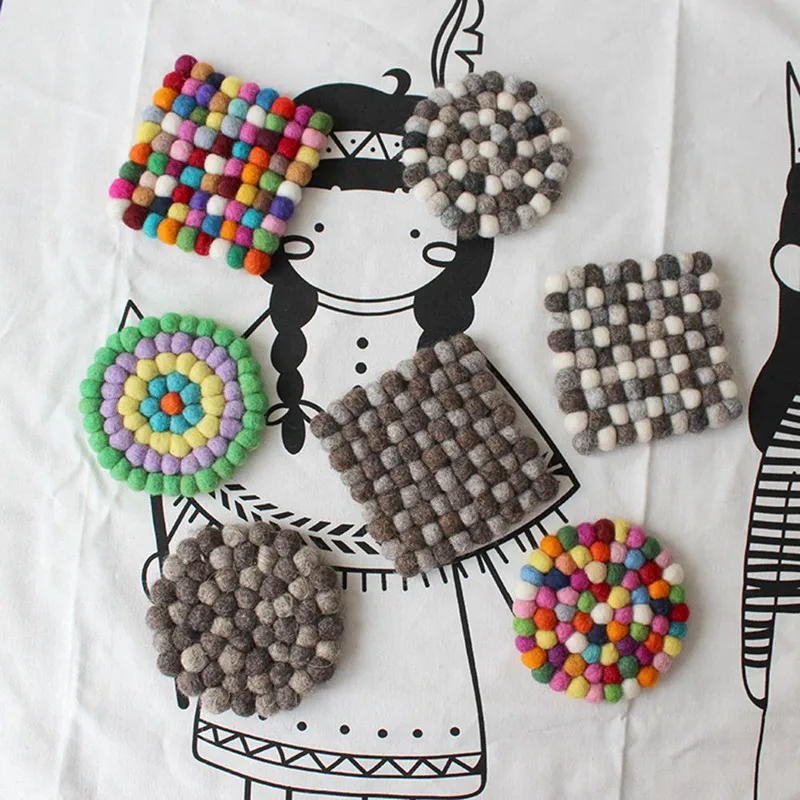 2022  XM 10*10cm Cup Round square Coaster Handmade Heat Resistant Mat Trivet Table Wool Felt Ball Coasters