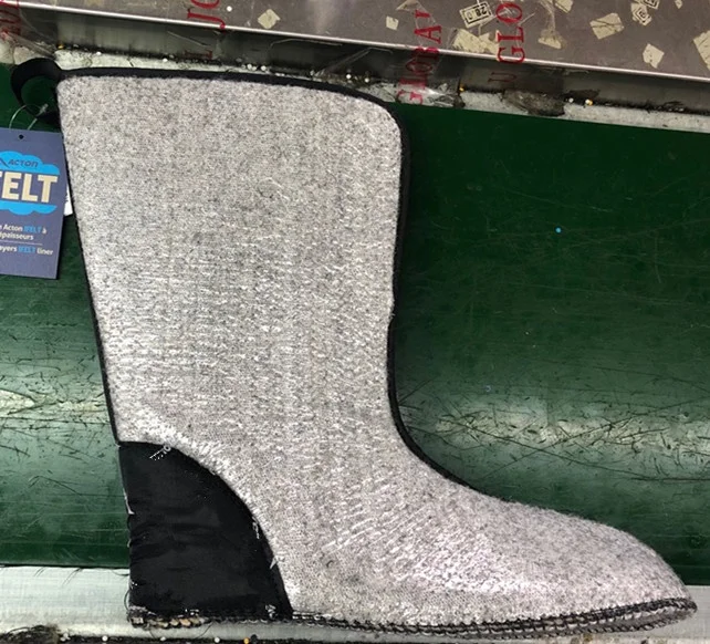 Rubber Camo Hunting Boots With Felt Socks