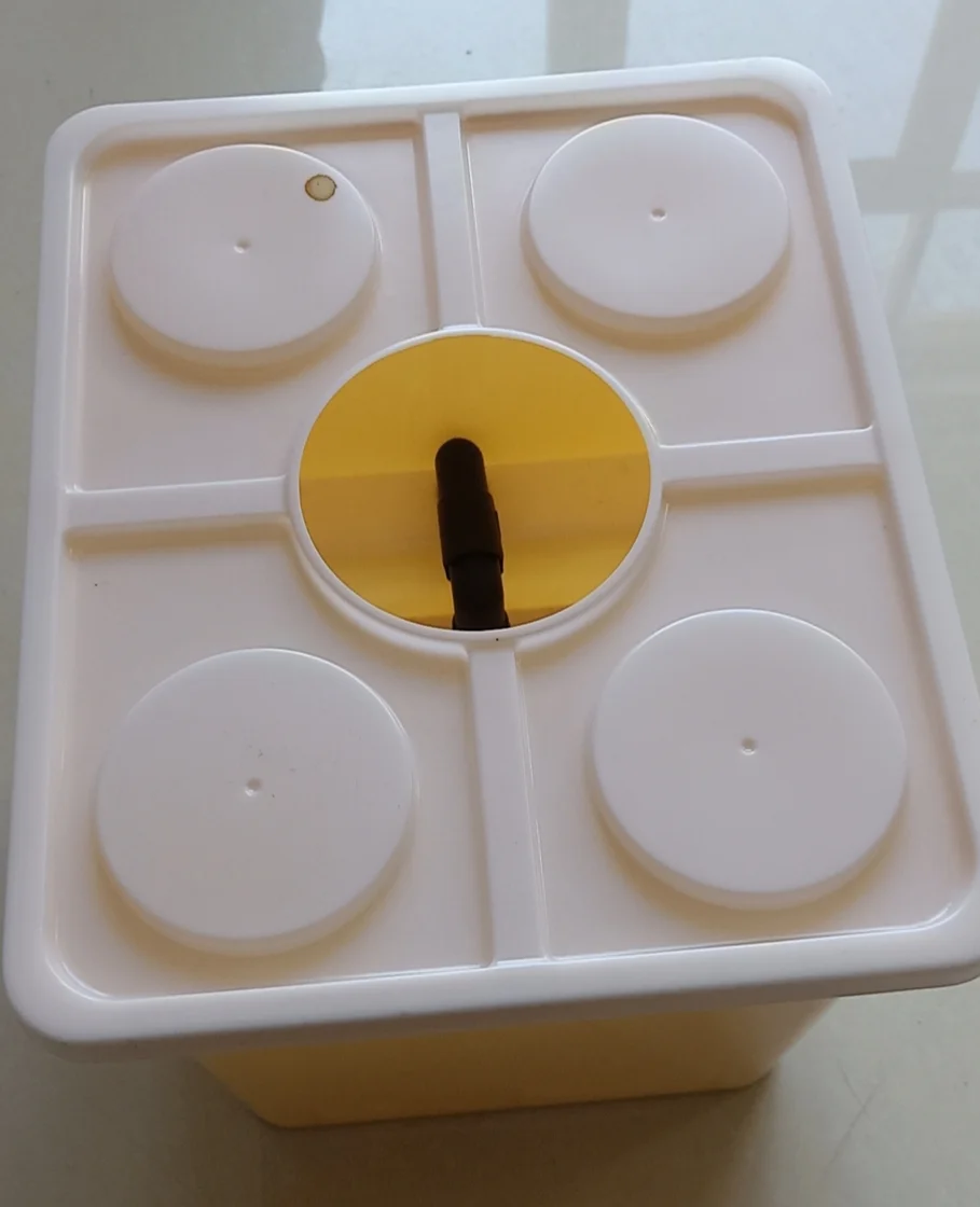 GT Greenhouse Hydroponics Growing Systems Dutch Bucket