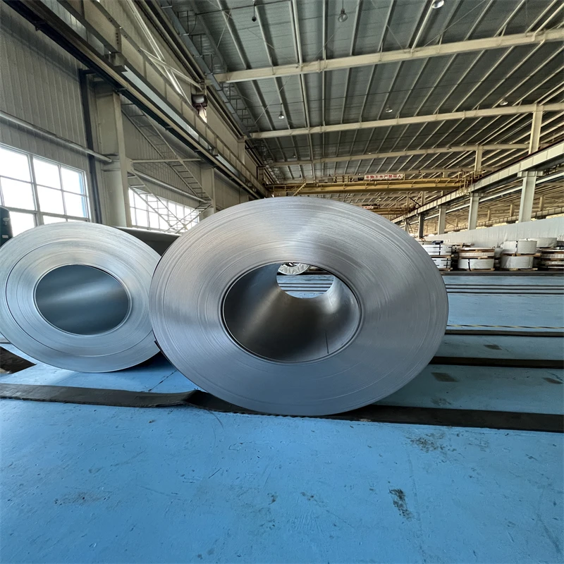 ASTM A36 Iron Metal Steel Coil Low Carbon Q235 Hot Rolled/Cold Rolled Ms Carbon Steel Steel