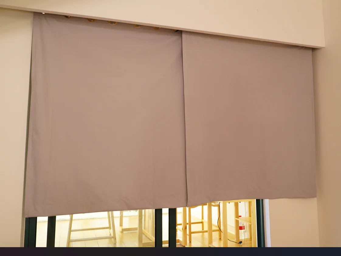 Good quality sell now Grommet Curtain blackout curtains 100% polyester full shading double scraping curtain