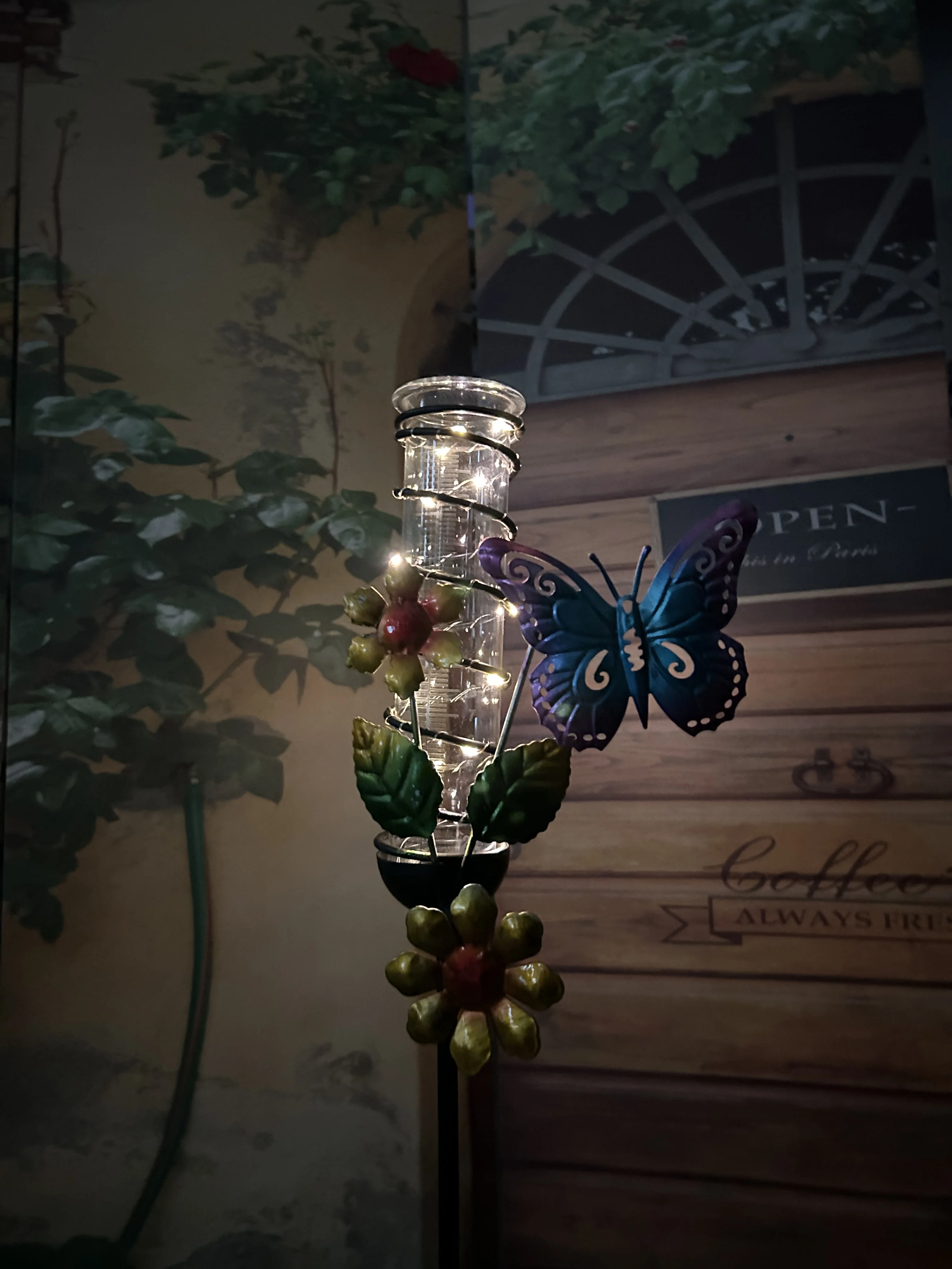 Glass Tube Rain Gauge Metal & Ladybug & Hummingbird with Solar Lights Rain Gauge Stake for Garden Decor