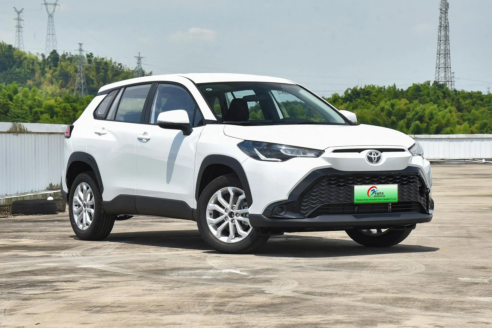 2024 New Used Car Toyota Frontlander Hybrid Hev 2.0L CVT Toyota Frontlander 2024 Compact SUV Toyota Fenglanda Cheap Car for Sale
