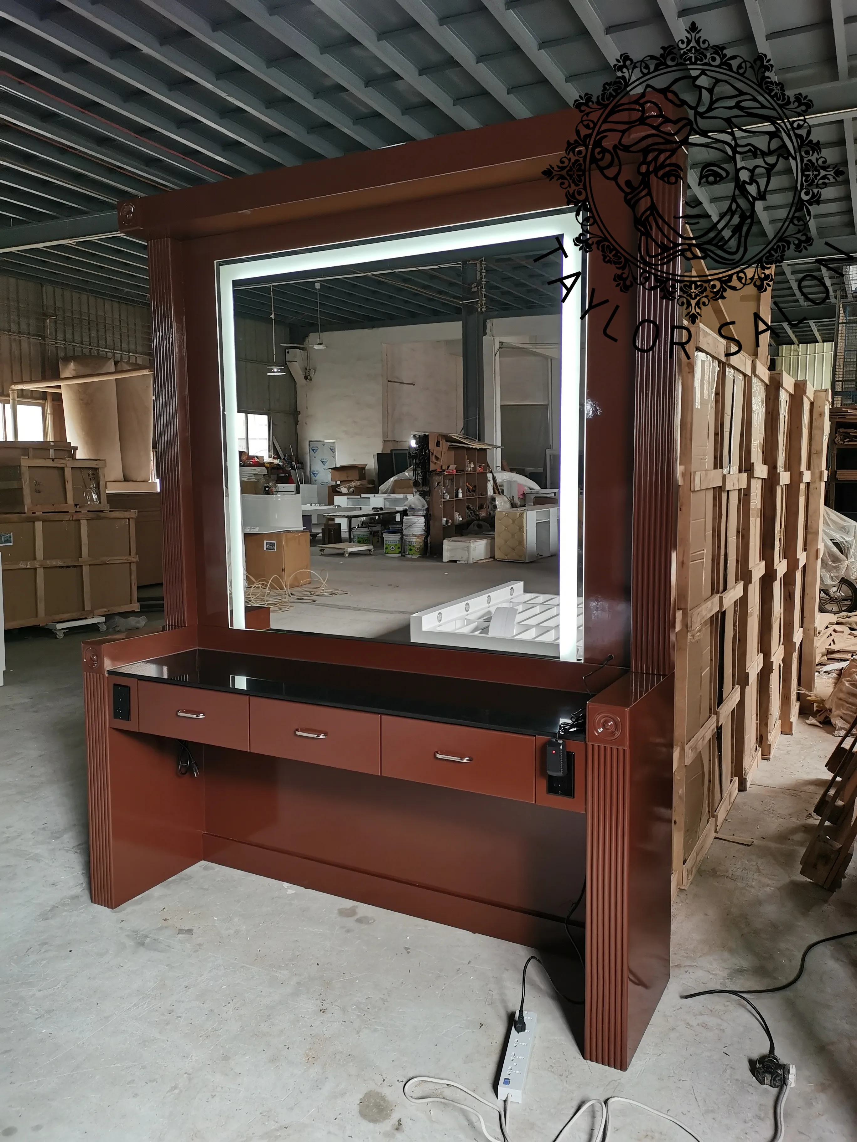 Деревянное Зеркало для парикмахерской по заводской