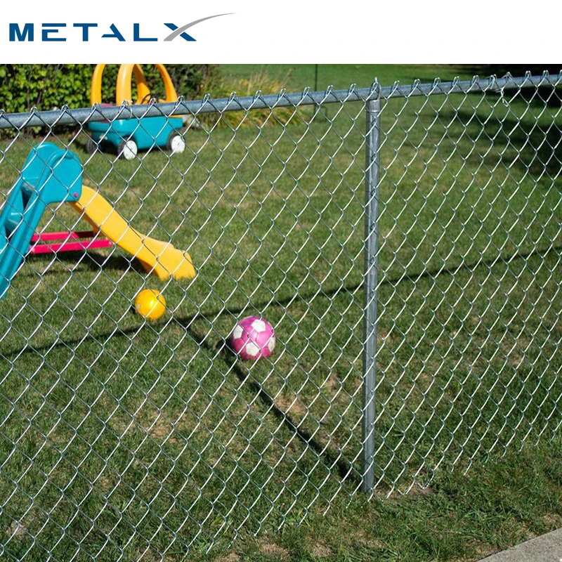Wholesale Galvanized Diamond Garden Fence Cyclone Mesh Pvc Coated Black Vinyl Coated Chain Link Wire Fence Roll