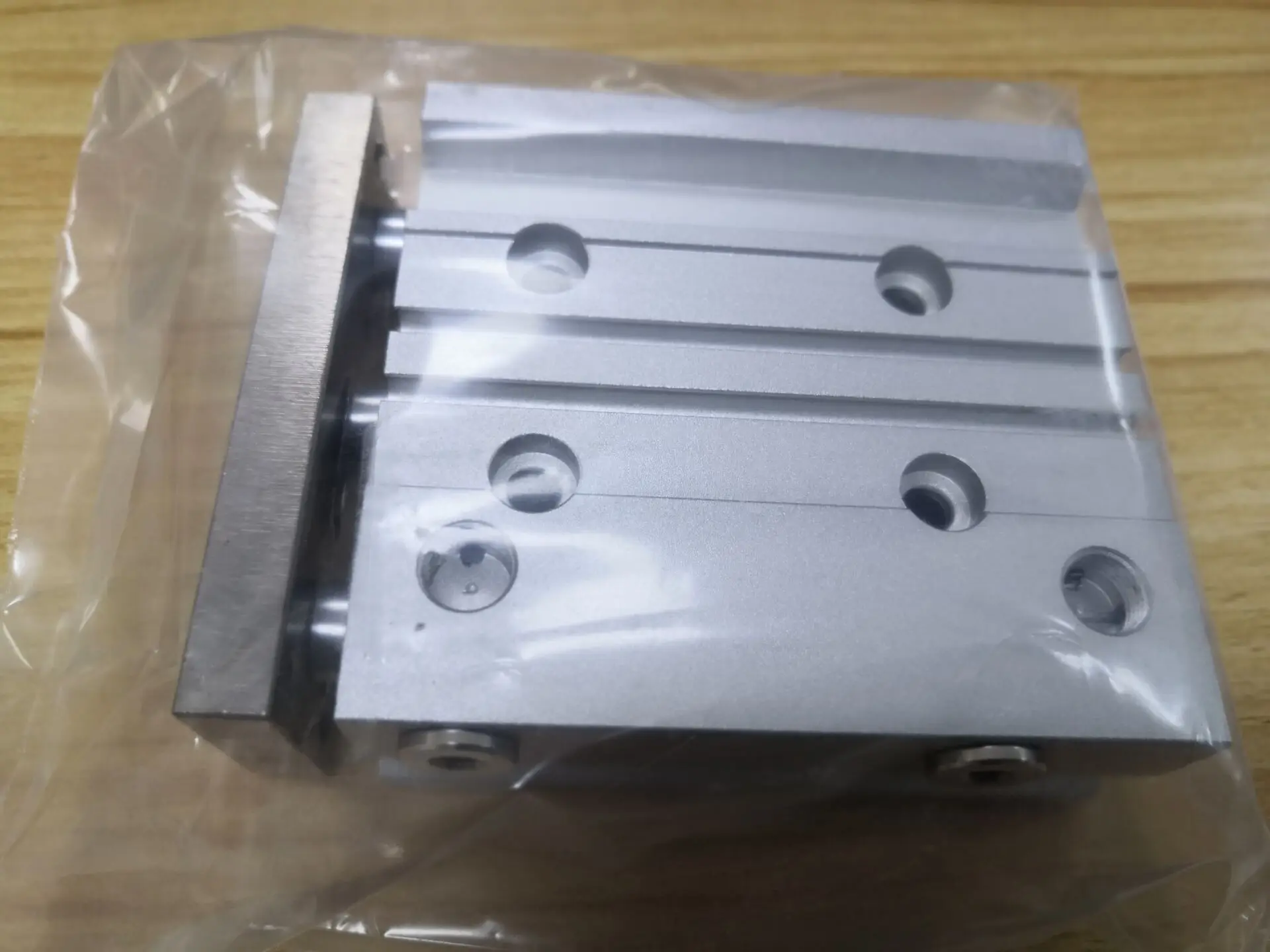 SMC  cylinder MGPM20-50