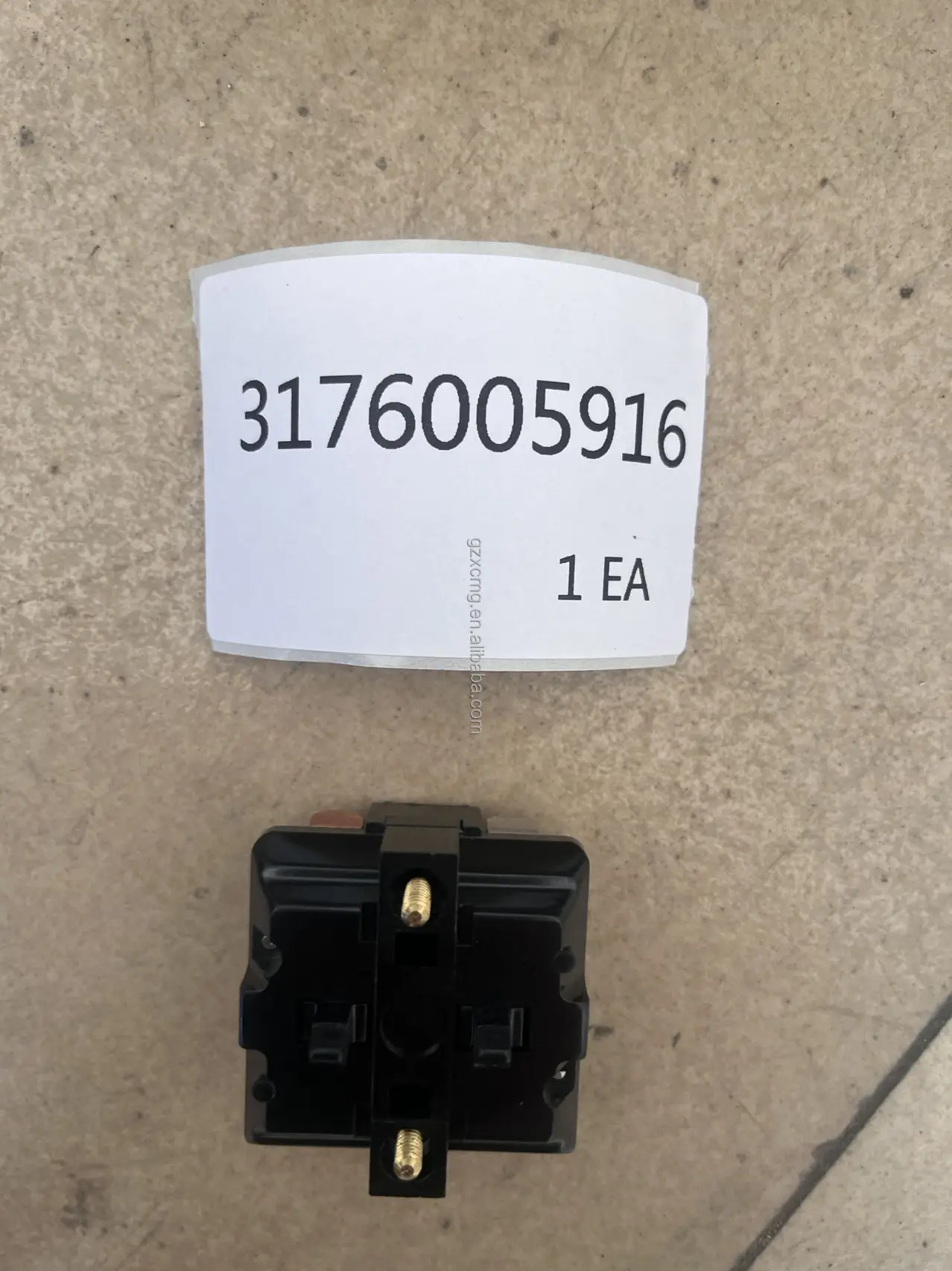 3176005916 Contact Block.jpg