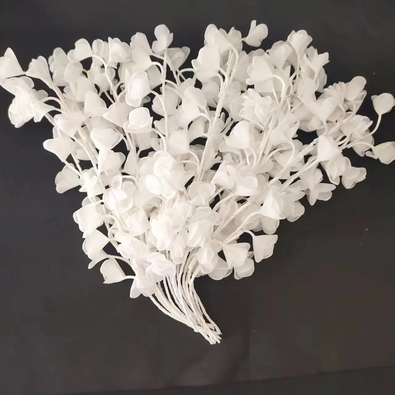 Распродажа, дизайнерские цветы, 3d Искусственные цветы, длинный стебель, белые шифоновые искусственные цветы, длинный стебель